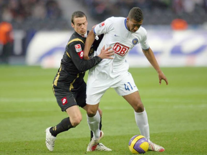 Jerome Boateng gegen Markus Feulner