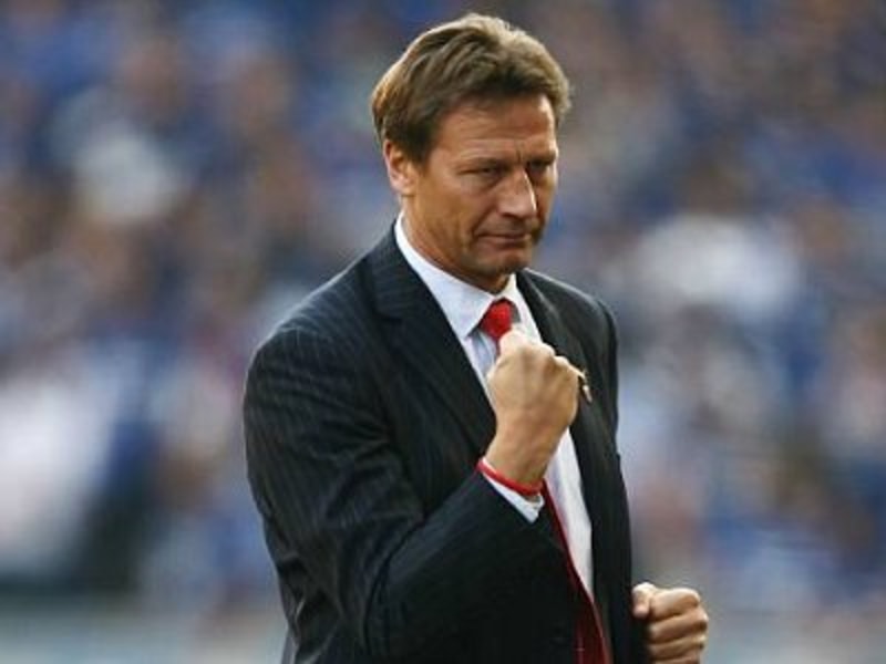 Guido Buchwald ballt die Faust