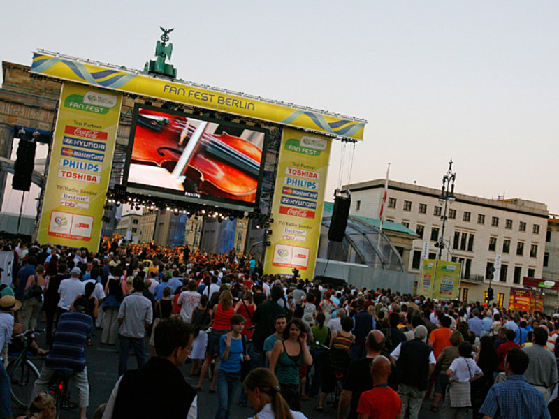 Fanfest am Brandenburger Tor