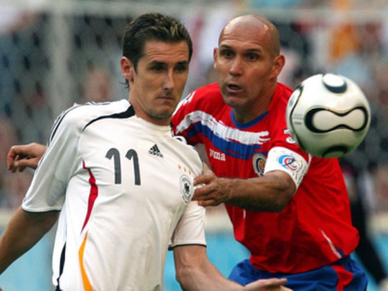 Doppeltorschütze am Geburtstag: Miroslav Klose gegen Luis Marin