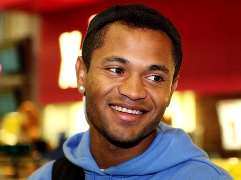 Ankunft in Berlin: Hertha-Neuzugang Raffael unterzeichnet bis 2012 bei BSC.