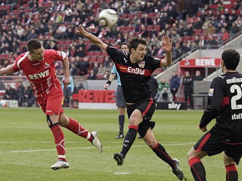 Am Ende gegen den VfB nur Ergebniskosmetik: Schorch köpft zum Kölner Ehrentreffer.