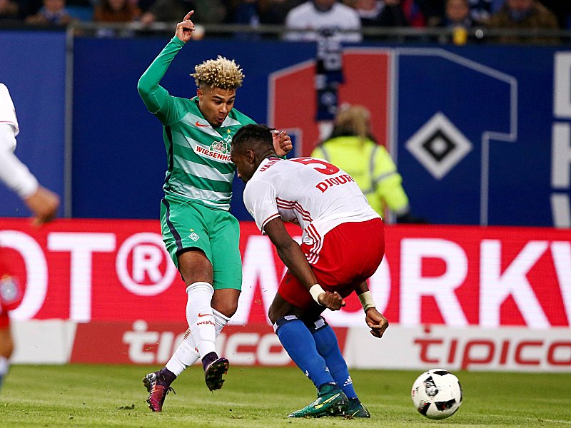 Serge Gnabry gegen Johan Djourou