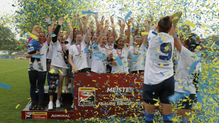 St. Pöltens Wölfinnen feierten am Sonntag ihren neunten Meistertitel in Serie. Damit fehlen nur mehr zwei Titel auf Österreichs Rekordmeister Neulengbach.