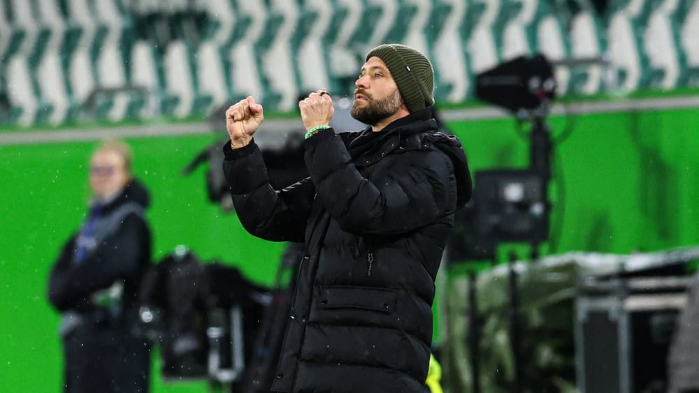 [Bild: 85f0ead4-9d5f-48aa-886f-1e551664aed3.jpg]