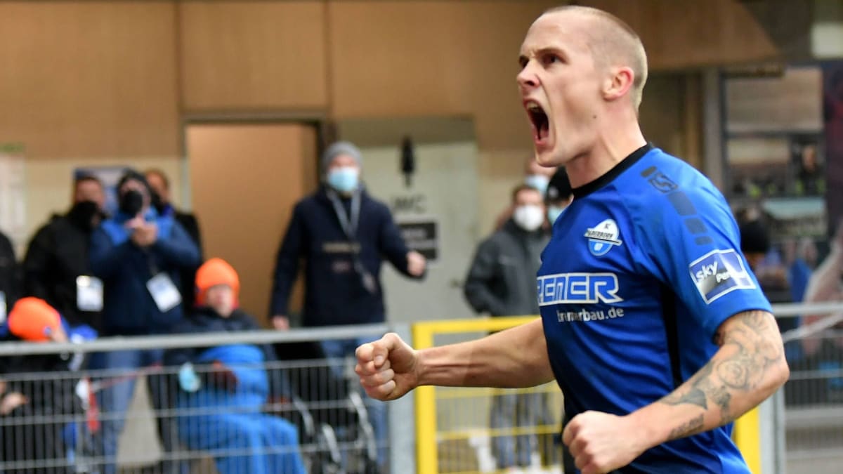 Hansa Rostock vergibt Sieg gegen SC Paderborn spät kicker Hansa Rostock vergibt Sieg gegen SC Paderborn spät kicker