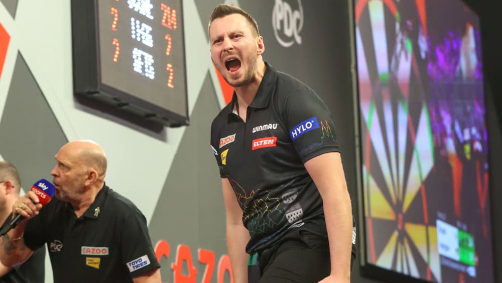 Darts WM Deutscher Florian Hempel besiegt Brown kicker