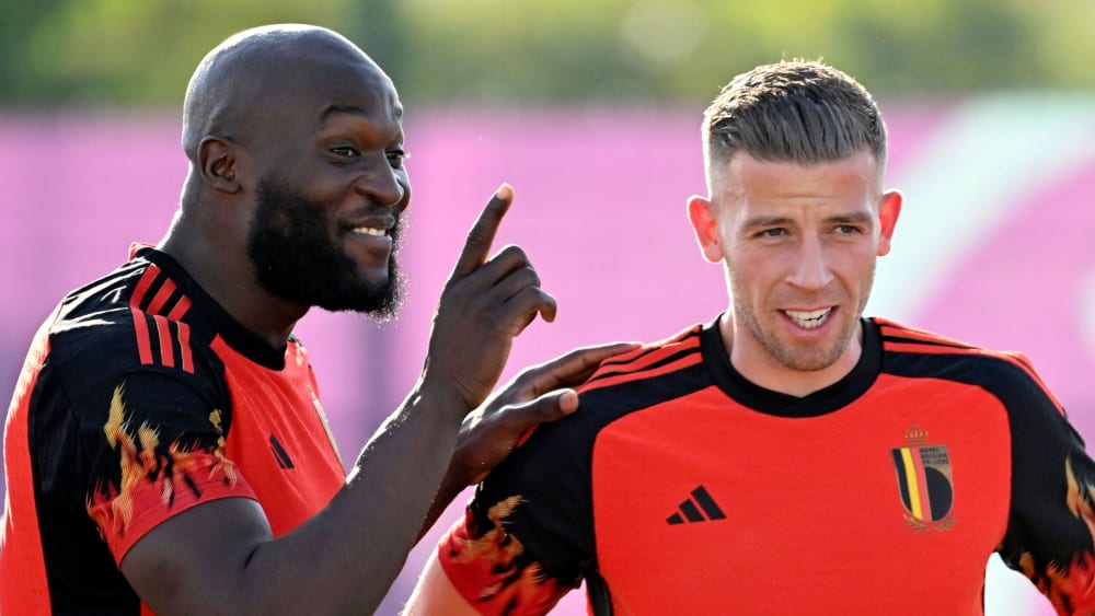 Belgische Nationalspieler sprechen sich für Henry aus kicker