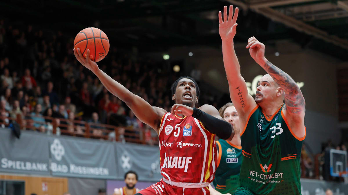 w-rzburg-gewinnt-spitzenspiel-am-main-ost-derby-geht-an-chemnitz