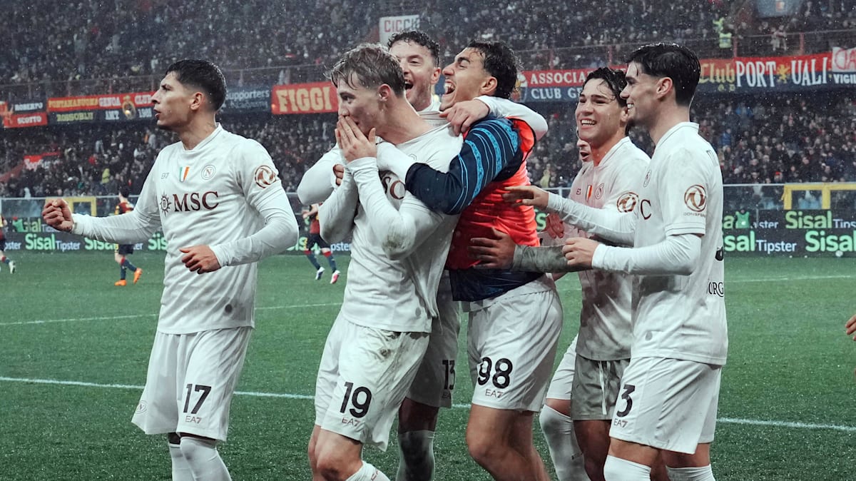 Elfmeter-in-der-ersten-und-letzten-Minute-Napoli-gewinnt-Thriller-sp-t