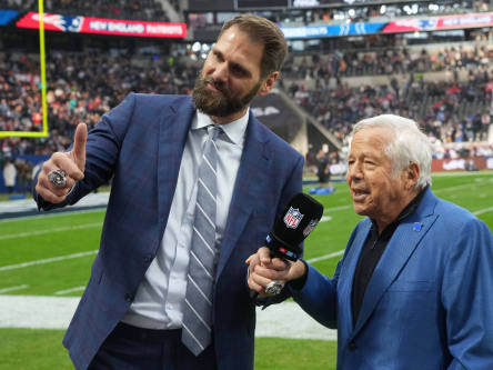 Sebastian Vollmer, Robert Kraft