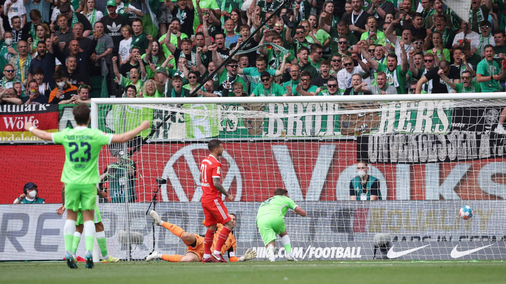 Das Wolfsburger Ausgleichstor nach knapp einer Stunde: Max Kruse trifft zum 2:2.