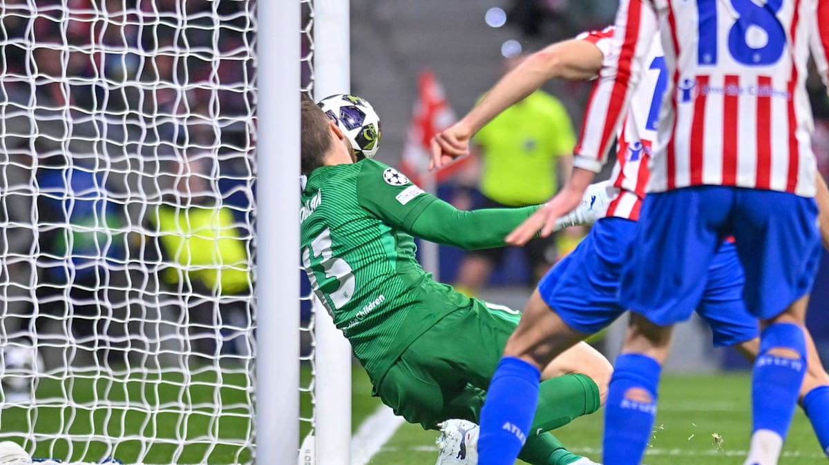 Spectacular reflex: This Oblak save is reminiscent of Neuer