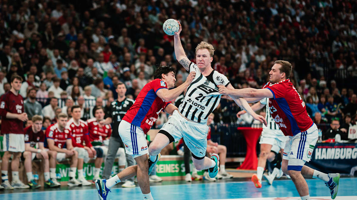 Trotz Zerbe-Rot: Kiel gewinnt kleines Nordderby deutlich