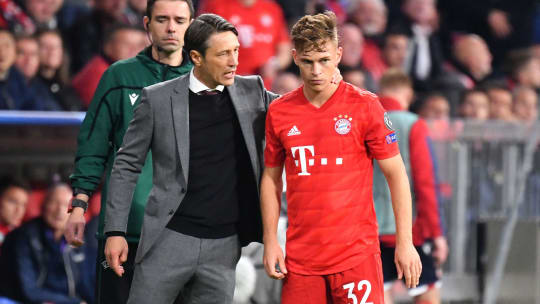 Niko KOVAC (Trainer Bayern Muenchen) mit Joshua KIMMICH (Bayern Muenchen), Gestik,gibt Anweisungen. FC Bayern Muenchen-Roter Stern Belgrad 3-0, Fussball Champions League,Gruppe B, Gruppenphase,1.Spieltag, am 18.09.2019. A L L I A N Z A R E N A. DFL REGULATIONS PROHIBIT ANY USE OF PHOTOGRAPHS AS IMAGE SEQUENCES AND OR QUASI-VIDEO. *** Niko KOVAC coach Bayern Muenchen with Joshua KIMMICH Bayern Muenchen , gestures,gives instructions FC Bayern Muenchen Red Star Belgrade 3 0, Football Champions League,Group B, Group stage,1 matchday, on 18 09 2019 A L L I A N Z A R E N A DFL REGULATIONS PROHIBIT ANY USE OF PHOTOGRAPHS AS IMAGE SEQUENCES AND OR QUASI VIDEO