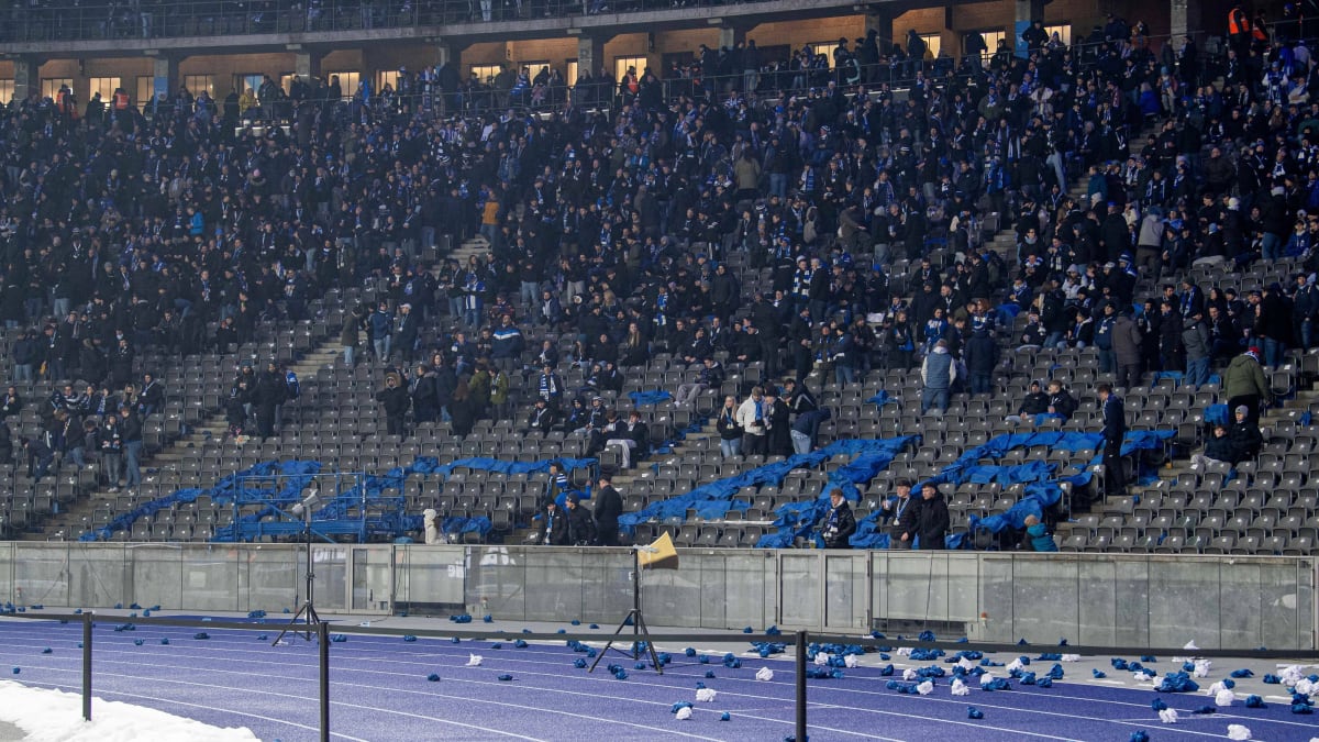 Mehr-als-50-Verletzte-Hertha-Fans-beklagen-massive-Gewalt-Polizei-rechtfertigt-sich