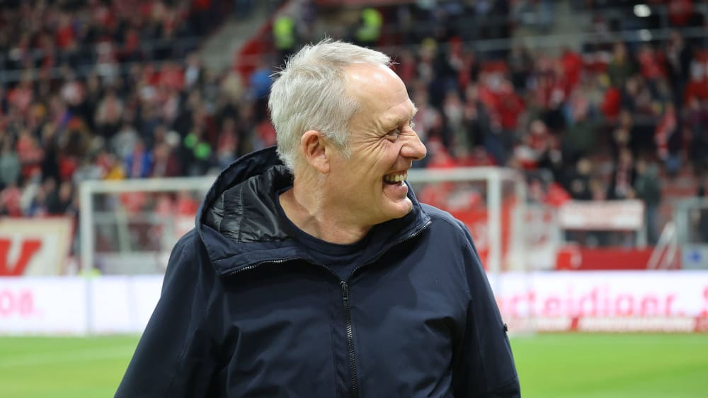 Trauert der Abstinenz der Nationalspieler in der Länderspielpause hinterher: Freiburg-Coach Christian Streich.