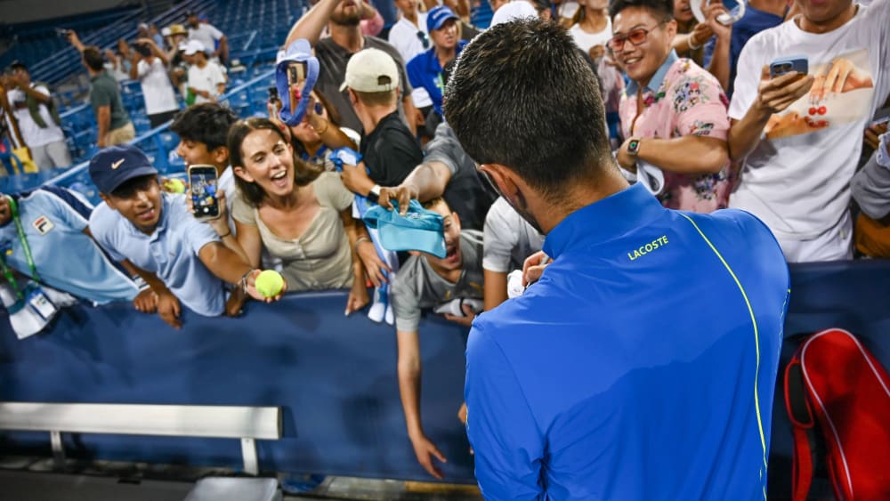Begeisterte Fans: Novak Djokovic in Cincinnati.
