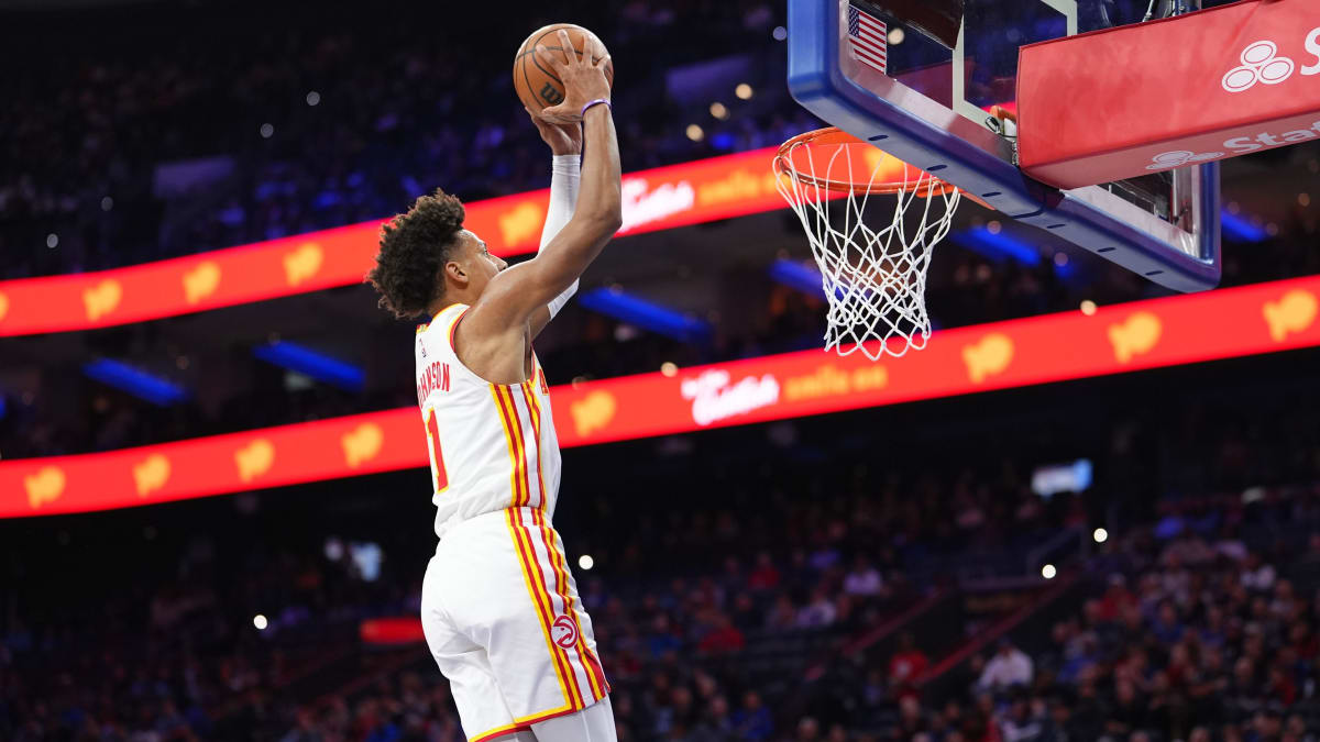 Johnson-legt-Career-High-auf-Hawks-gewinnen-nach-Double-OT-gegen-Sixers