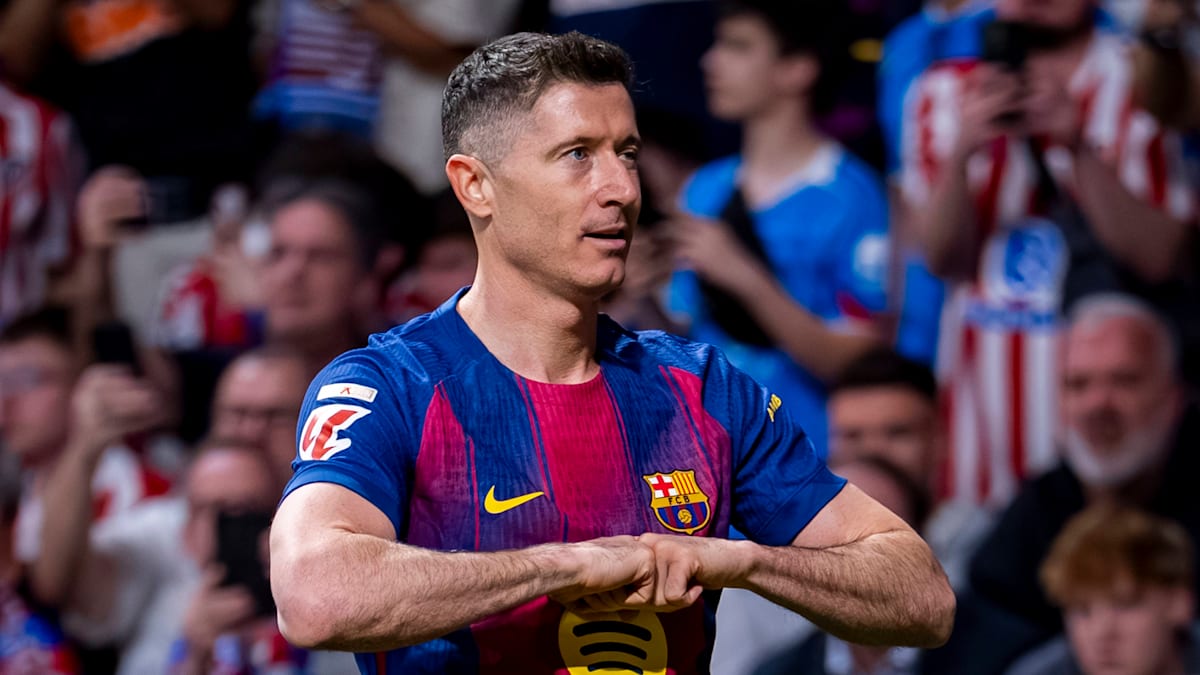 Gonzalez fliegt, Martin hat Glück: Lewandowski mit der Schulter zum Barca-Sieg