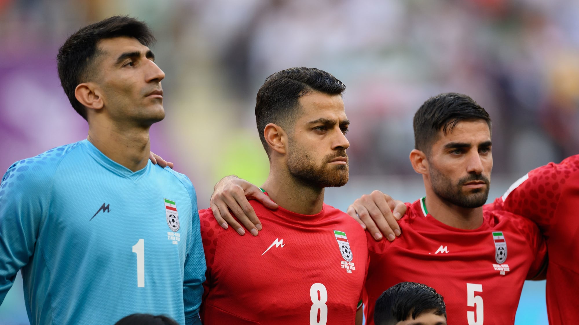 Spieler des Iran schweigen bei der Nationalhymne