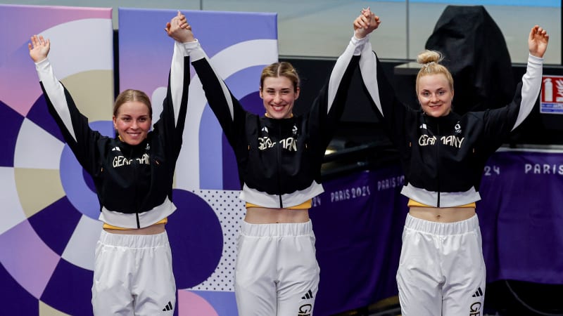 Third Bronze medal Pauline Grabosch of Germany and Emma Hinze of Germany and Lea Friedrich of Germany during the Cycling Track Women's Team Sprint Finals on Day 10 of the Olympic Games Paris 2024 at National Velodrome on August 5, 2024 in Saint-Quentin-en-Yvelines, France. (Photo by Marcel ter Bals/DeFodi Images/DeFodi via Getty Images)