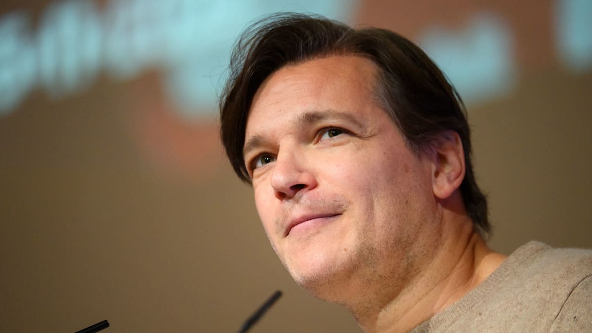 Posten-wird-nicht-nachbesetzt-Kaufm-nnischer-Gesch-ftsleiter-verl-sst-St-Pauli-im-Sommer