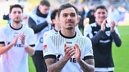 Erleichterte Münsteraner nach dem Befreiungsschlag in Braunschweig.