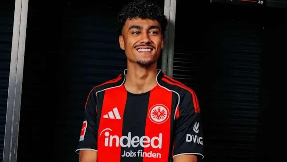 Heimtrikot von Eintracht Frankfurt