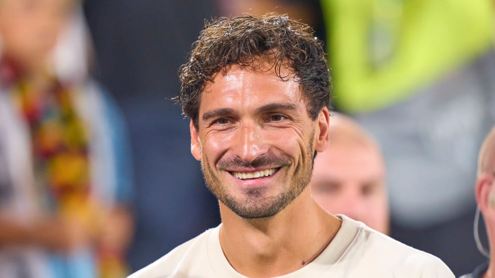 Tras retirarse, Mats Hummels sigue fiel al fútbol como experto.