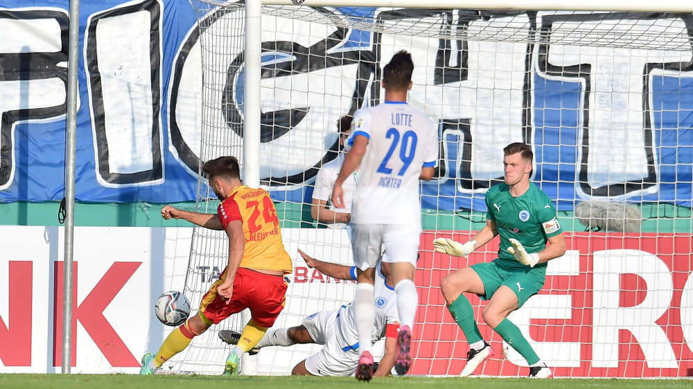 Karlsruhes Fabian Schleusener erzielte gegen&nbsp; die Sportfreunde Lotte das 1:0.
