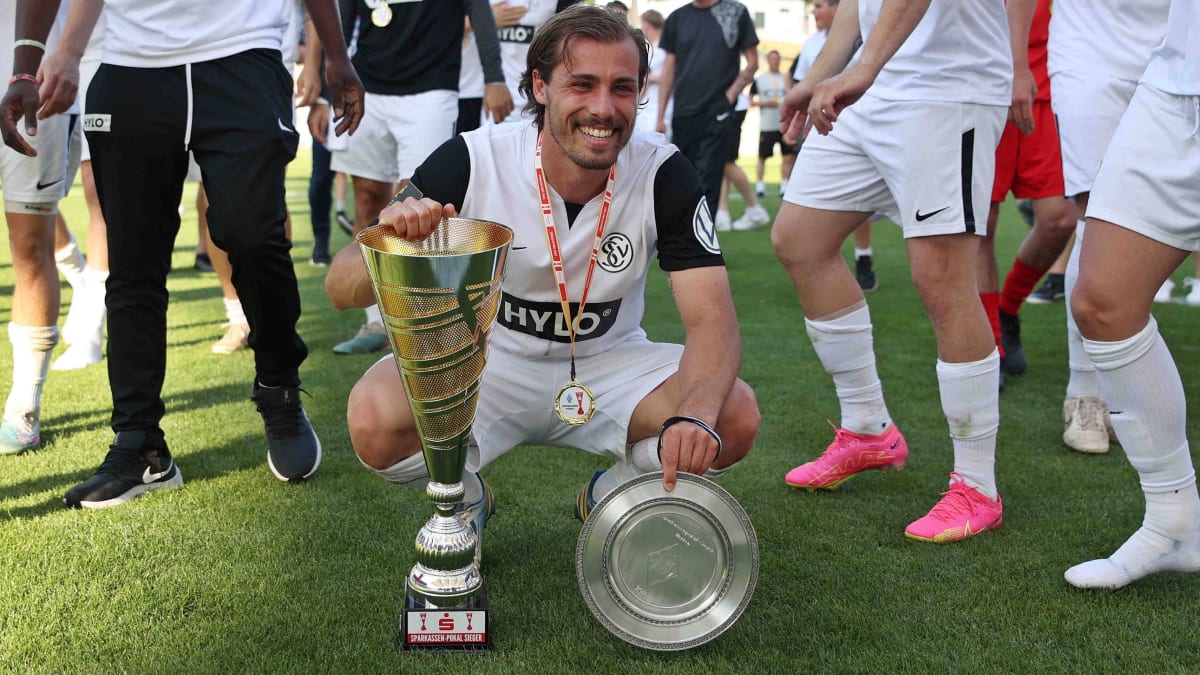Tekerci Stuttgarter Kickers: Tekerci kommt aus Elversberg - kicker