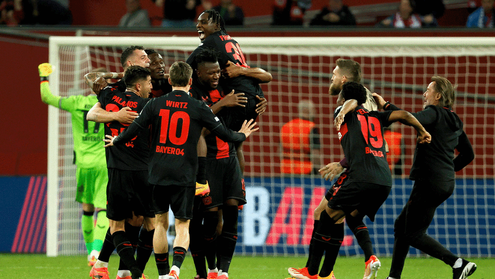 Da gab es kein Halten mehr: Leverkusen zog nach späten Toren am Donnerstag ins Europa-League-Finale ein.