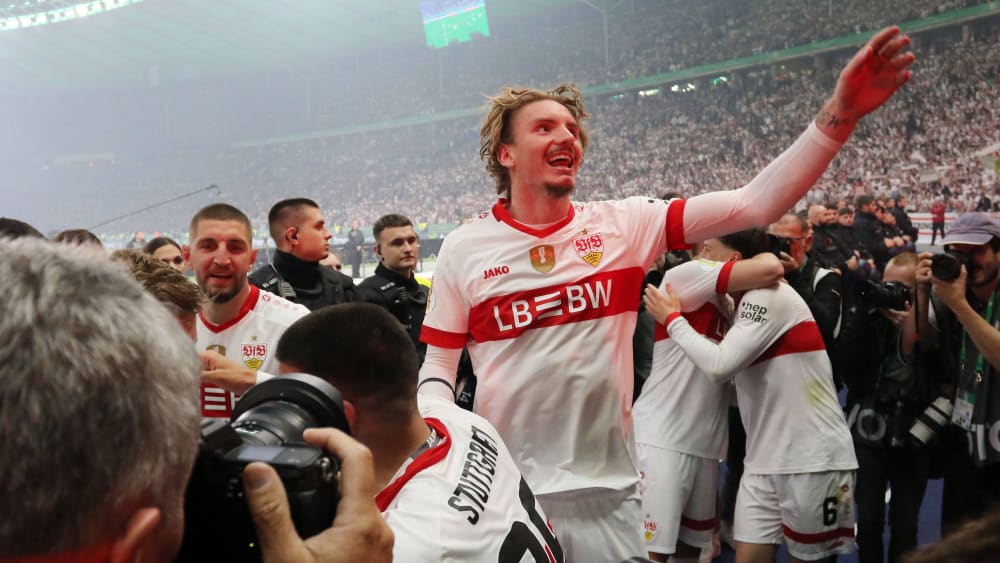 Geht er oder bleibt er? Der Poker um Nick Woltemade ist wohl trotz zweier abgelehnter Angebote des FC Bayern noch nicht vorbei.