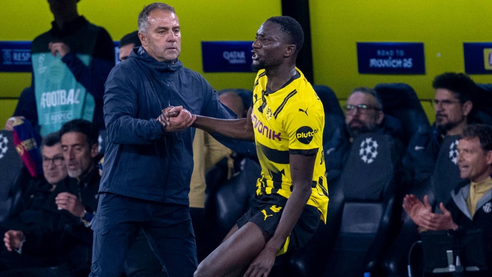 Flick erahnte den Spielverlauf - und schwärmt von der BVB-Offensive ...