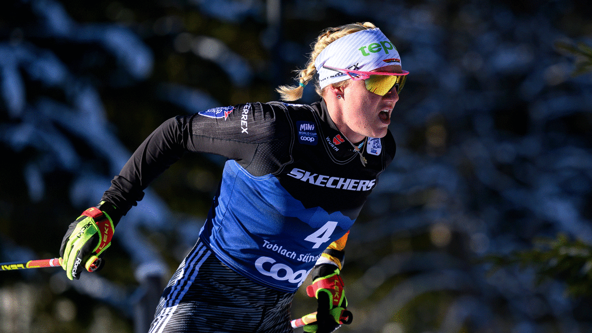 Tour-de-Ski-Starke-Carl-holt-zwei-Holzmedaillen-