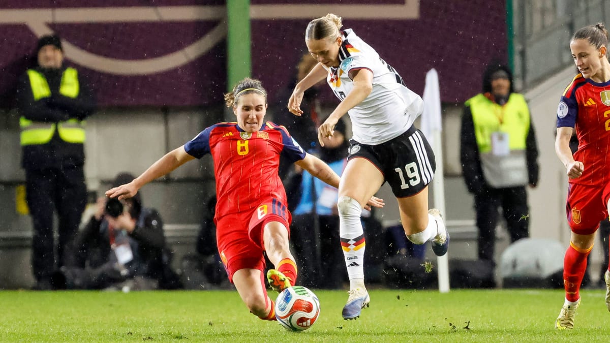 Viele-Chancen-inklusive-Pfostentreffer-DFB-Frauen-belohnen-sich-gegen-Spanien-nicht