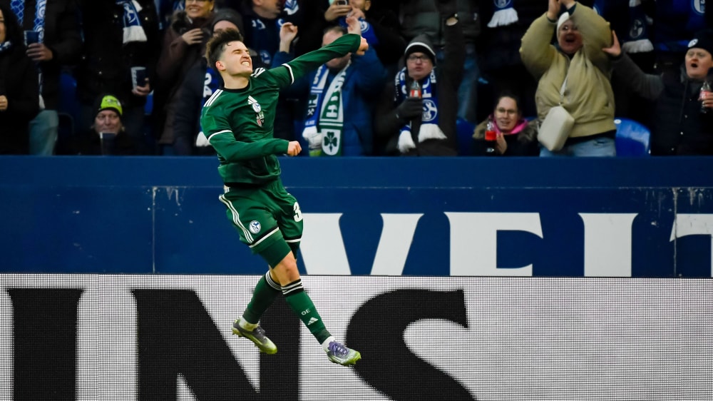 Das Tor von Vitalie Becker reichte S04 für den Sieg gegen Nürnberg.