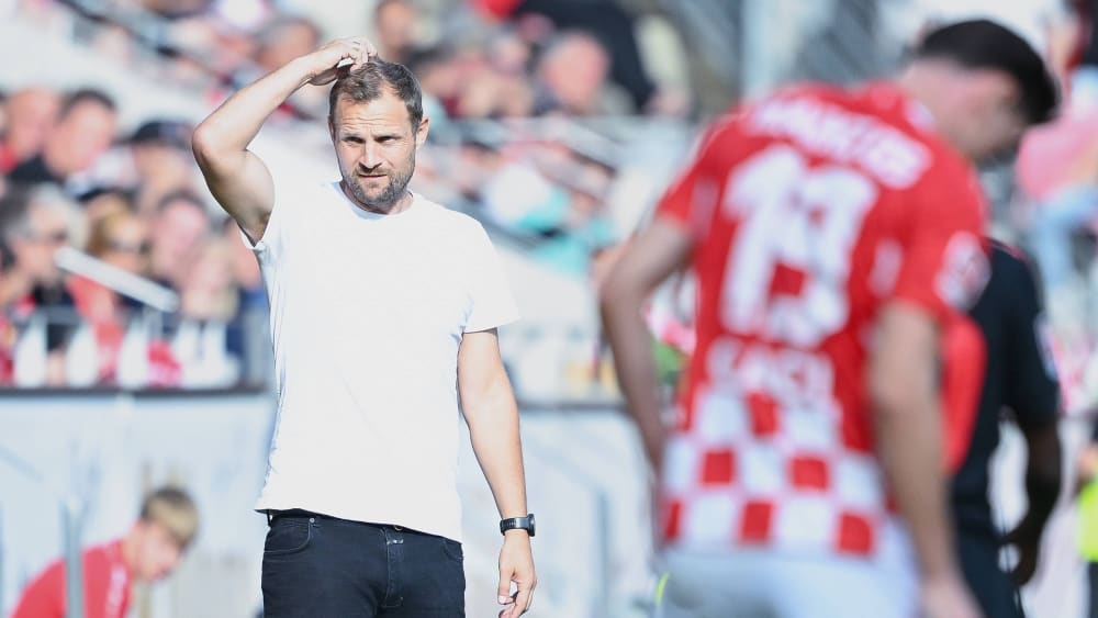 Hat weiterhin die Rückendeckung der Bosse: Mainz-Trainer Bo Svensson.