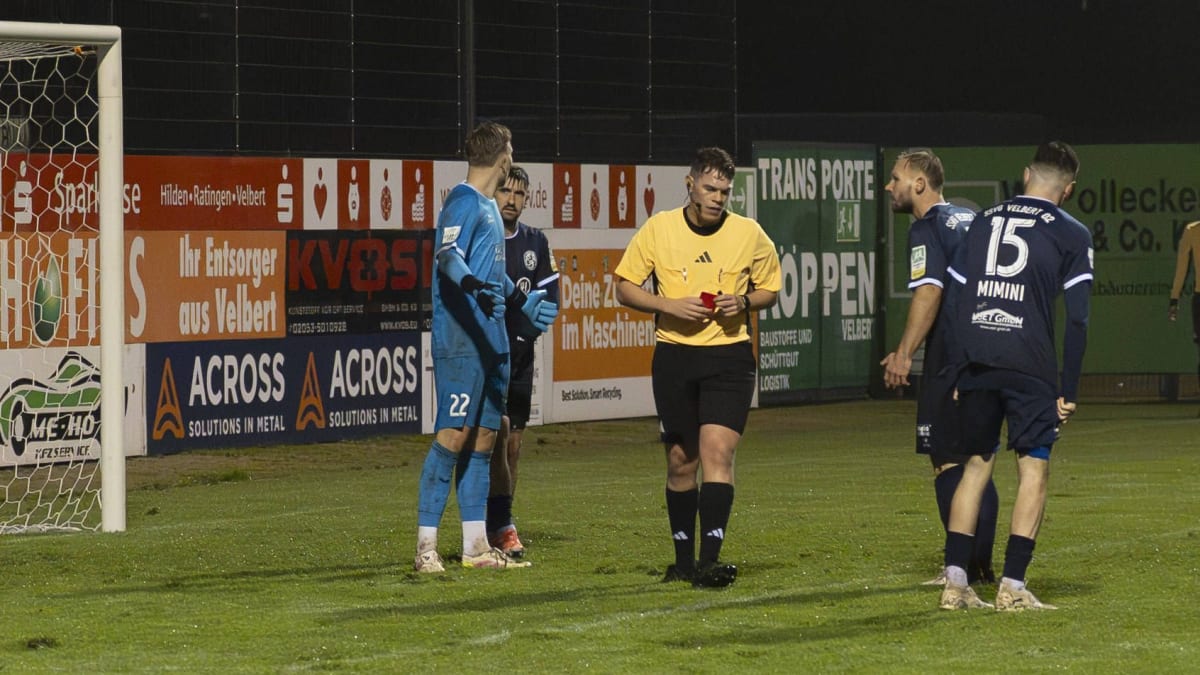 Herzenbruch-muss-ins-Tor-Turbulente-Last-Minute-Szene-schockt-Velbert