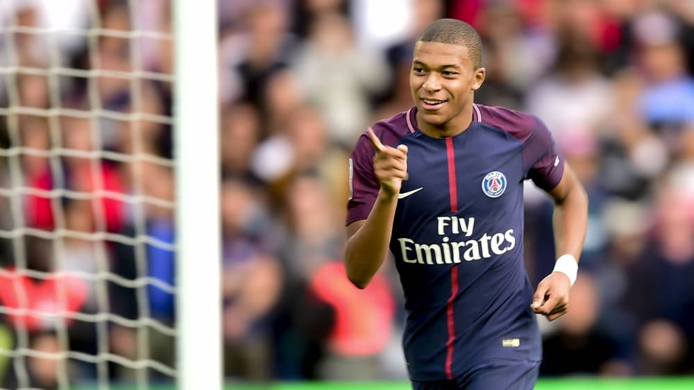 Kylian Mbappé - 2018 von AS Monaco zu Paris St. Germain