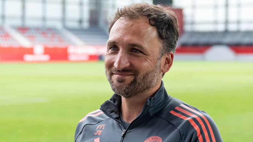 In seiner ersten Saison als Cheftrainer bei Servette hat José Barcala 2024 das Double aus Meisterschaft und Pokal gewonnen.