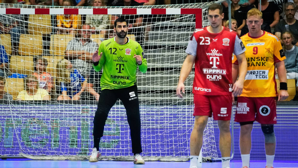 Rodrigo Corrales (grünes Trikot) trifft Veszprém am Donnerstag auf Szeged.