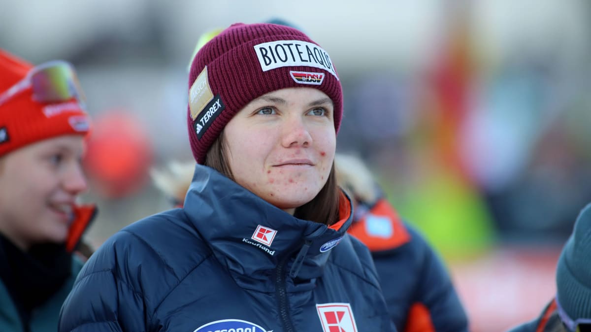 Deutsche-Springerinnen-verfehlen-Podest-Eder-siegt-in-Zao