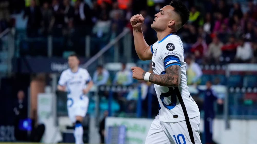 Zwei ganz wichtige Tore bei Cagliari Calcio: Lautaro Martinez hat Inter die Scudetto-Chance erhalten.