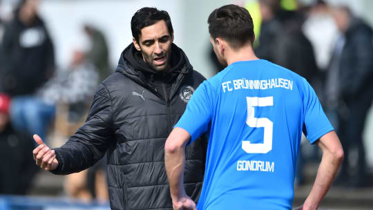 Machen den Weg beim FC Brünninghausen frei: Rafik Halim (links) und Florian Gondrum
