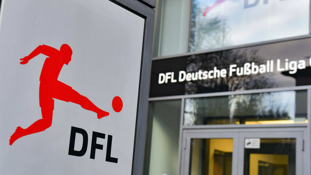 Für wen entscheidet sich die DFL bei einem Teilverkauf der Medienrechte an Bundesliga und 2. Liga?