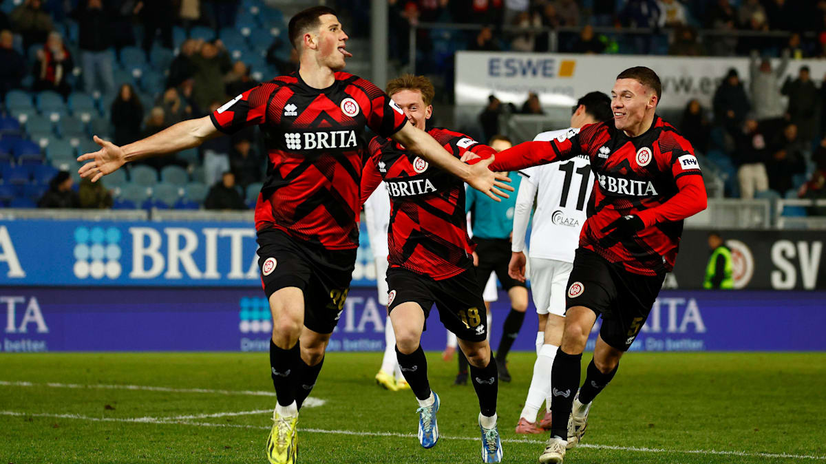 Verl-verspielt-die-Tabellenf-hrung-SVWW-mit-n-chstem-Sieg-gegen-ein-Top-Team