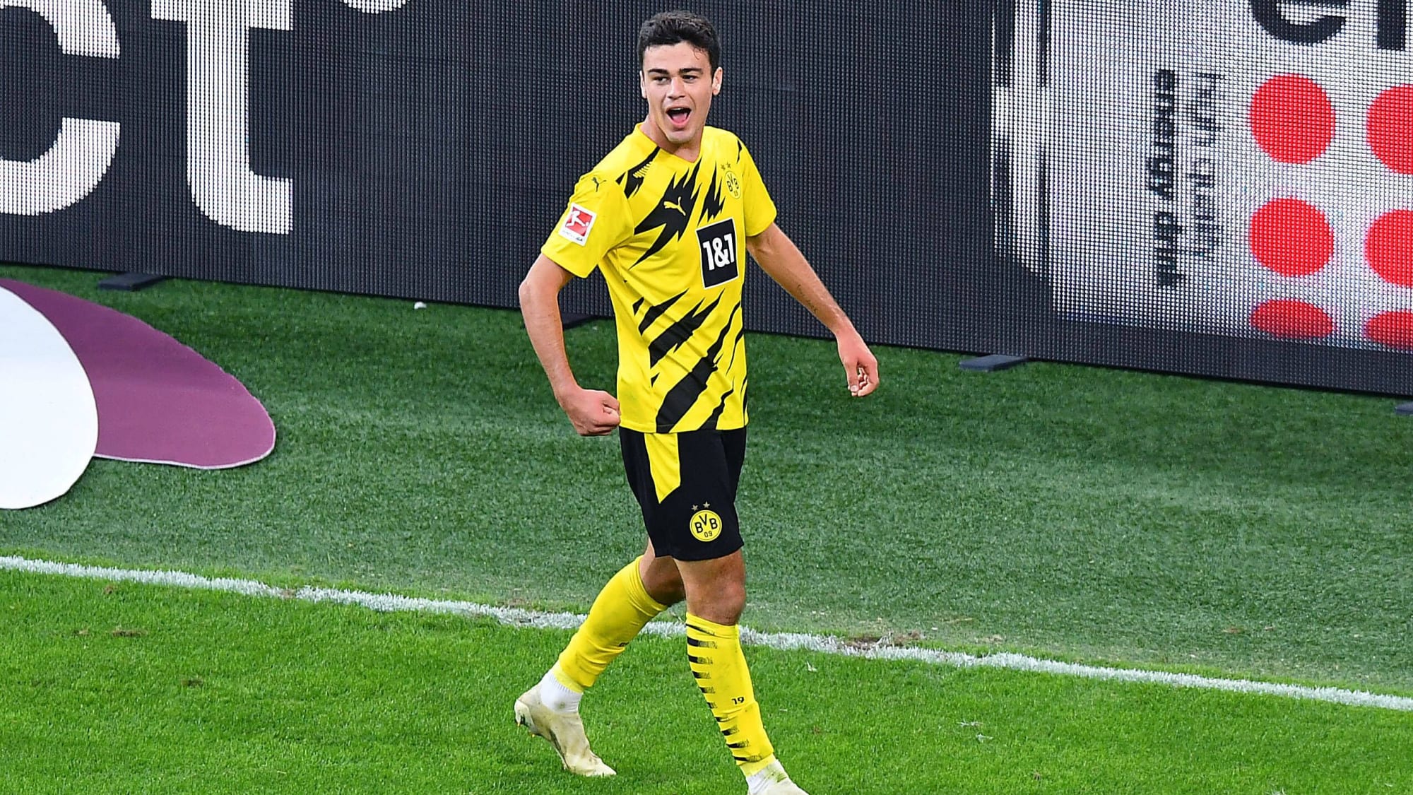 15. Giovanni Reyna (Borussia Dortmund) - 17 Jahre und 311 Tage