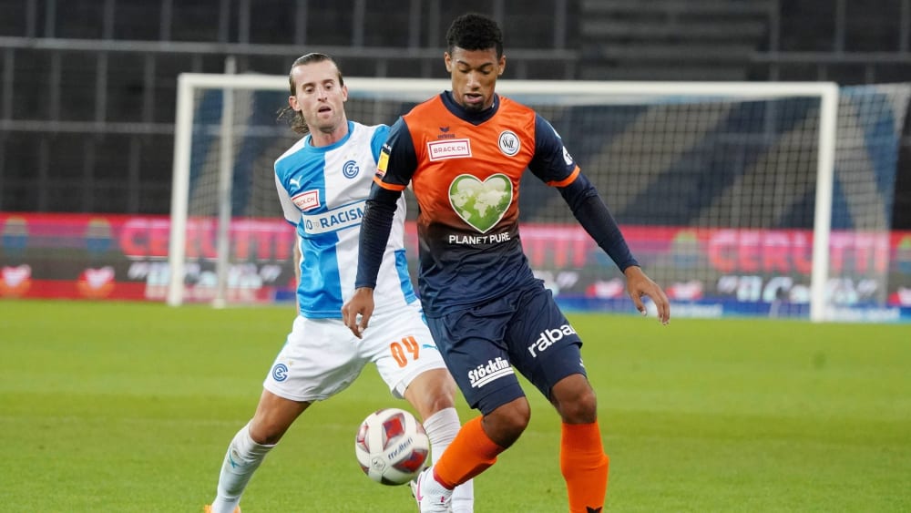 Stürmt ab sofort für Hessen Kassel: Noah Jones, hier im orange-blauen Trikot de FC Wil 1900